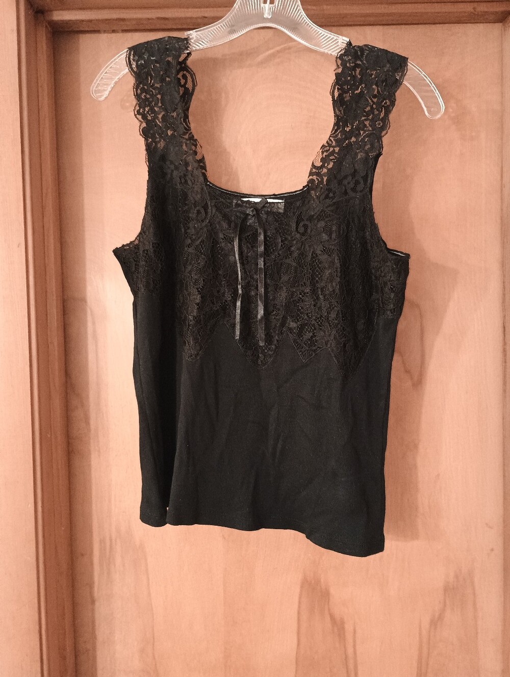 August Silk Options Shell Black with Lace Accent Large